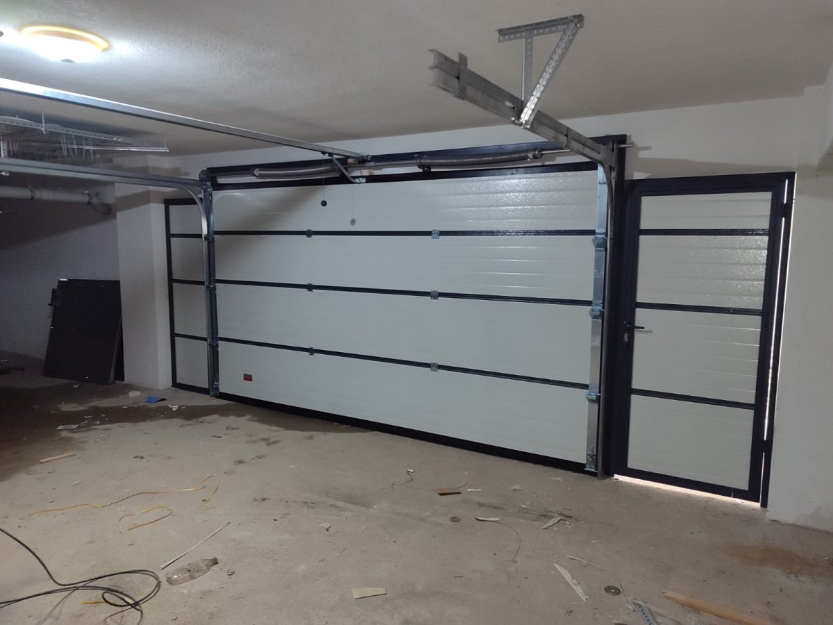 Kadıköy’de Garaj Kapılarında Acil Çıkış Güvenliği Gündemde